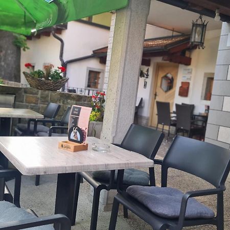 Brne Rooms Postojna Exterior foto